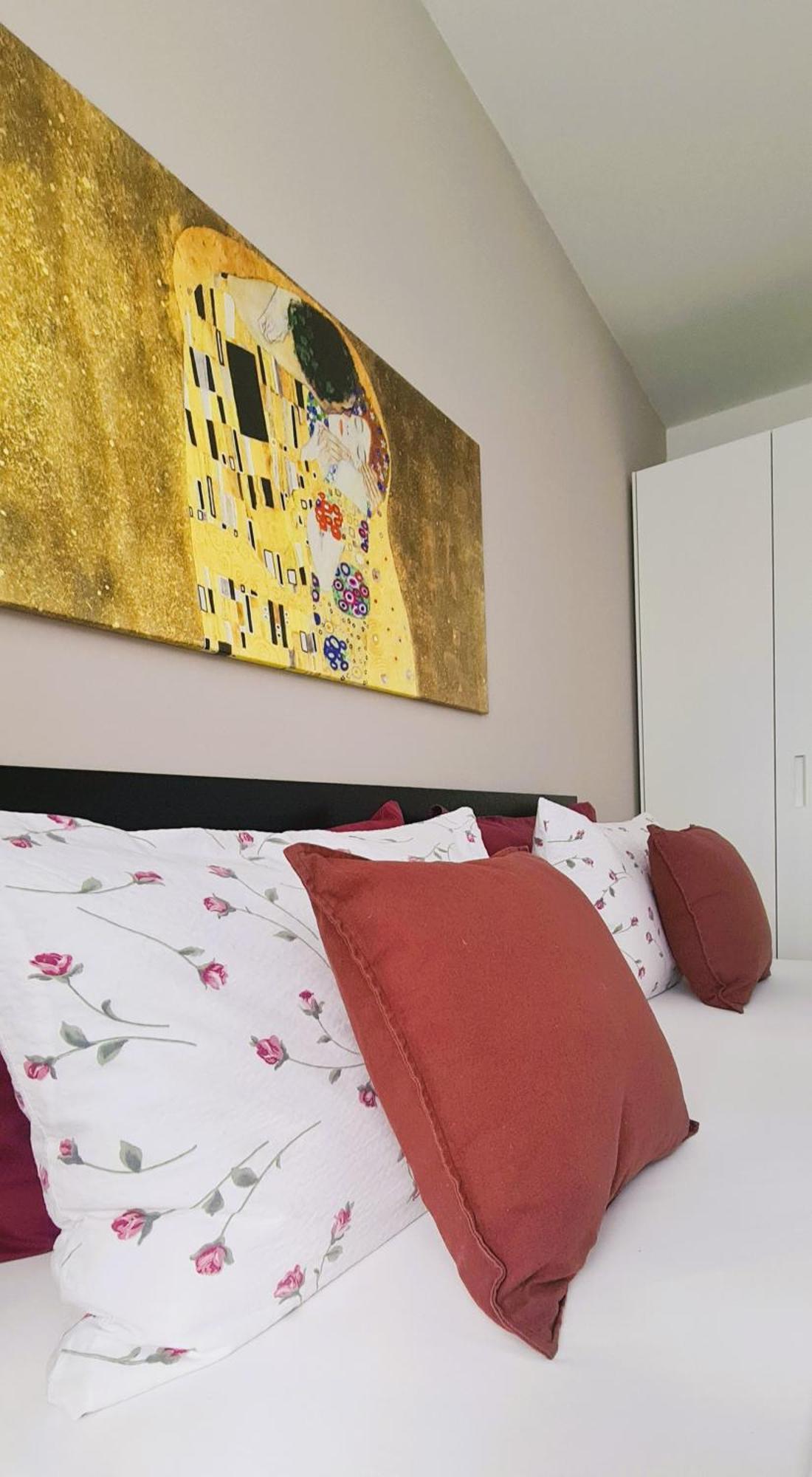 Appartamento Nadia, Bilocale Nel Verde A 5 Minuti Dal Centro 梅拉诺 外观 照片